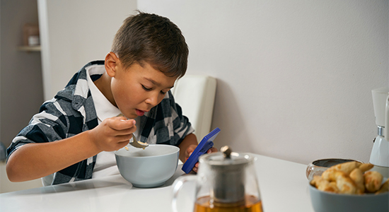 Benoti Tips: ¿Cómo lograr que mis hijos coman más sano sin ser restrictivos? 